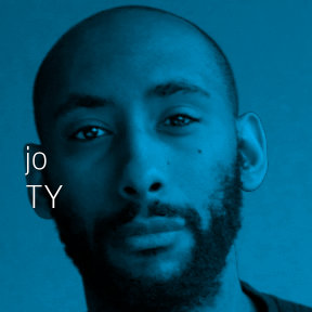 Jo TY – native britisch englischer Sprecher | voicetalents.berlin
